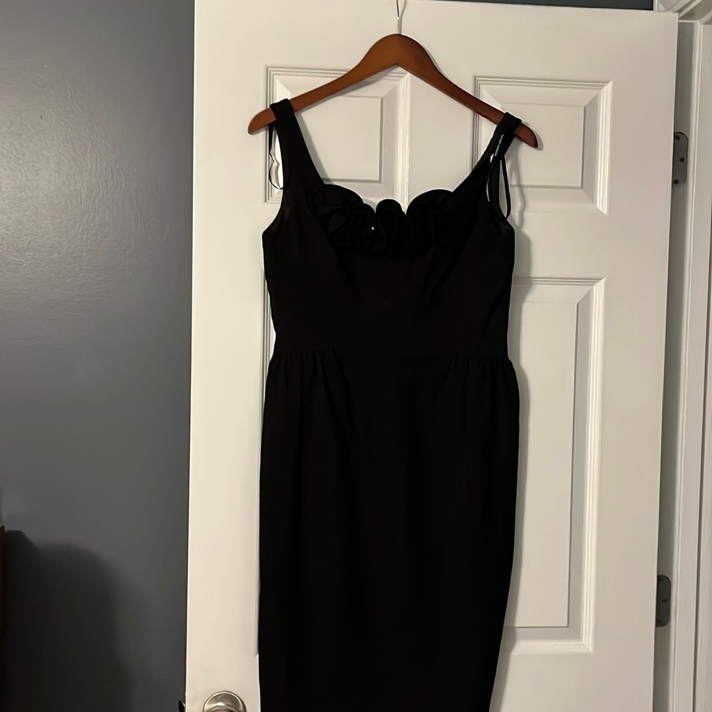 Super cute black Maggy London sleeveless dress size 10 perfect condition